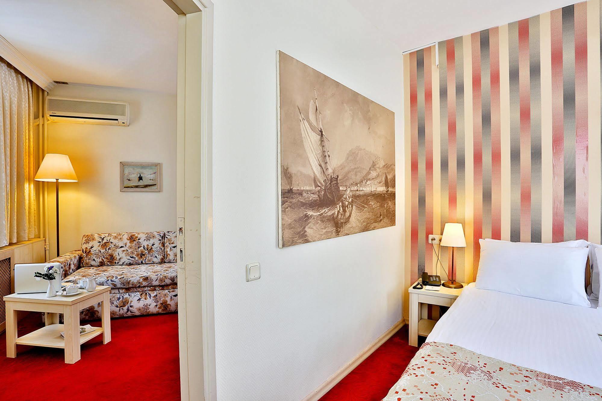 Barin Hotel Istanbul Eksteriør billede